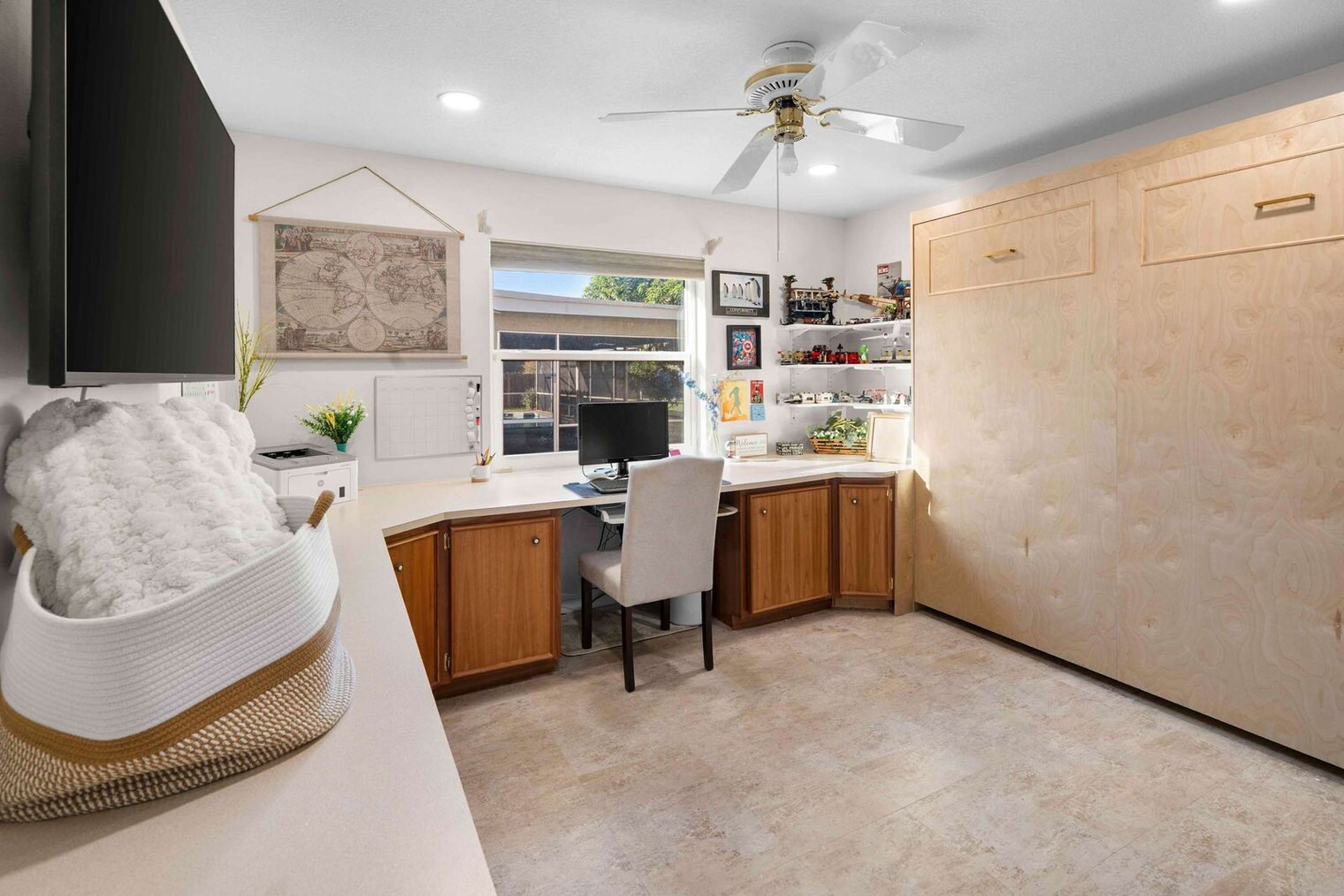 Building Photo - 7071 SW 20th St