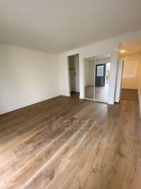 Building Photo - 2140 California St