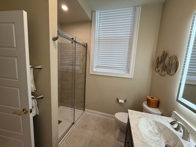 Building Photo - 2021 Rivermont Ave