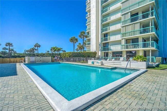 Building Photo - 9940 S Ocean Dr