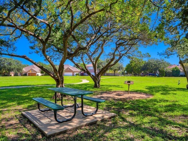 Building Photo - 8505 Bobcat Dr