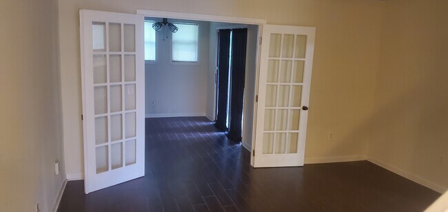 OFFICE - 305 Creek Dr