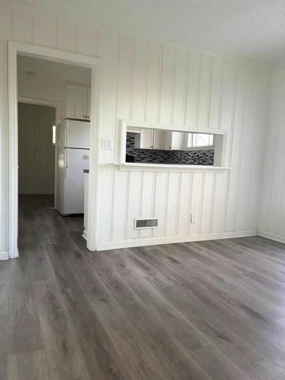 Building Photo - 3443 Hyland Dr