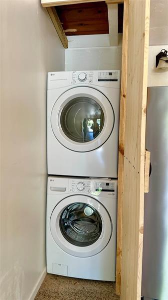 Building Photo - 3051 SW 13th Ct