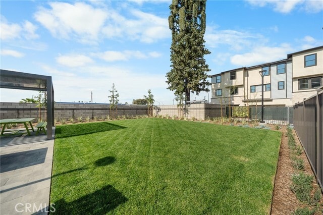 Building Photo - 109 S Laxore St