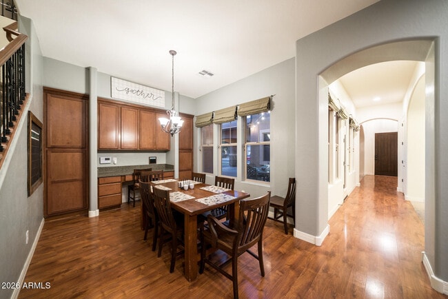 Building Photo - 2681 E Hampton Ln