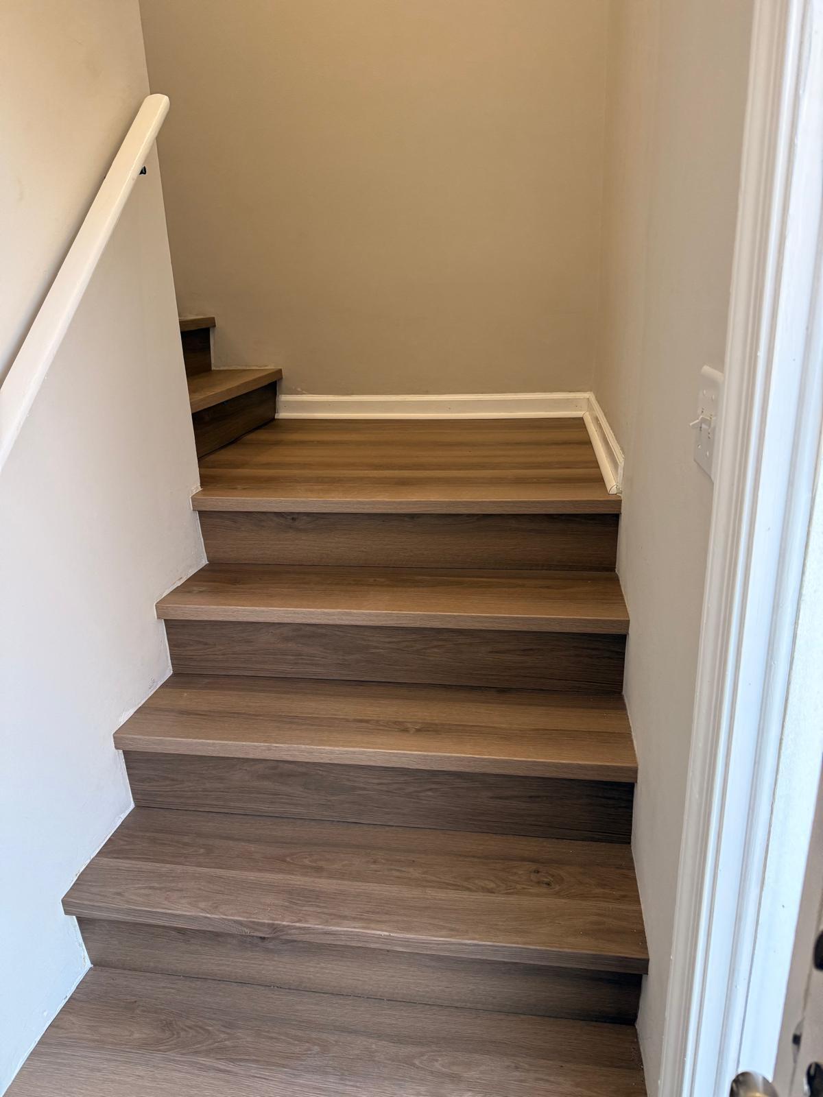 Foyer Steps - 330 NW 67th St