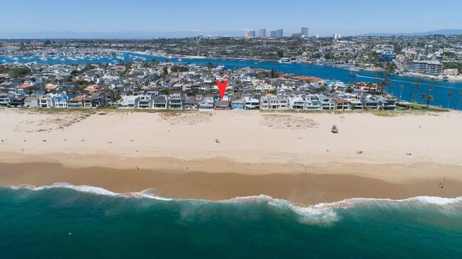 Building Photo - Winter Lease in Exclusive Peninsula Point ...