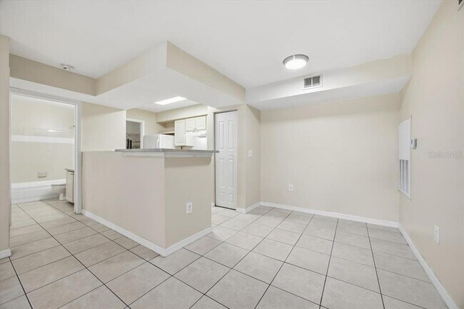 Building Photo - 3020 Parkway Blvd