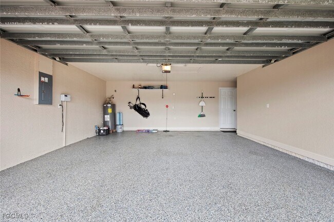 Building Photo - 15817 Beachcomber Ave