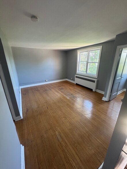 Living room - 6255 N 5th St