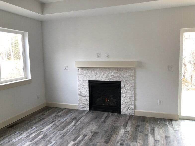 Building Photo - 5196 S Norwich Ln