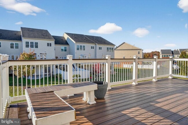 Building Photo - 21285 Park Grove Terrace