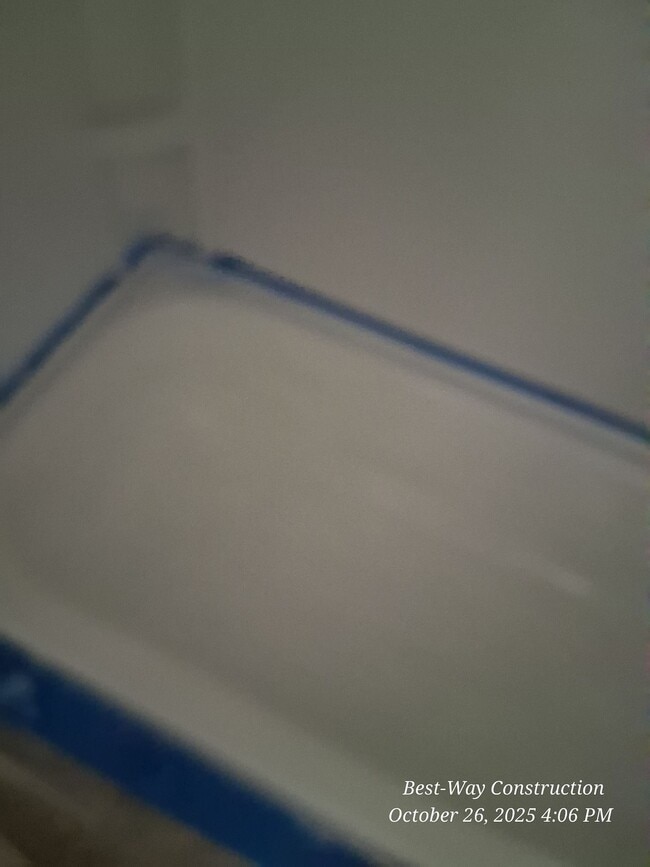 Building Photo - 2525 E Garfield Ave