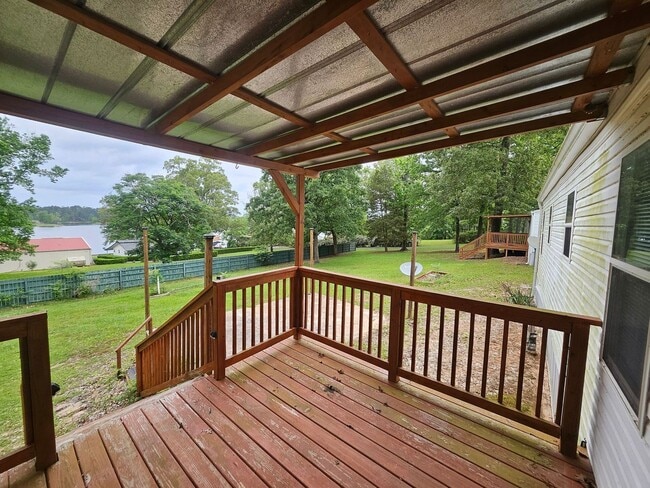 Building Photo - 127 Lonesome Hill Rd