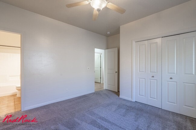Building Photo - 484 N 2480 W