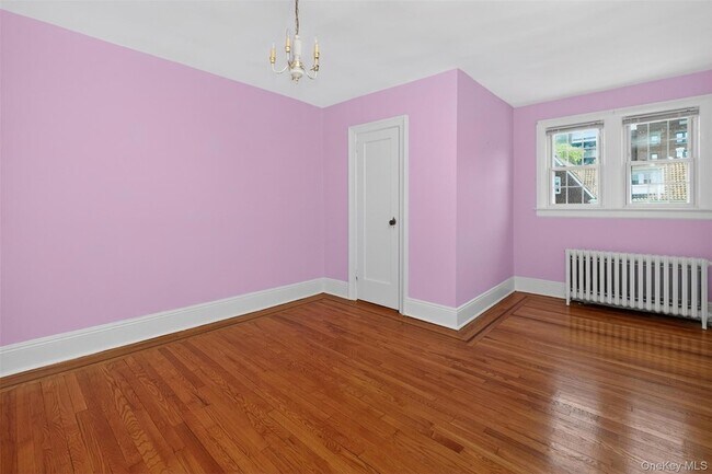 Building Photo - 34-39 75th Street