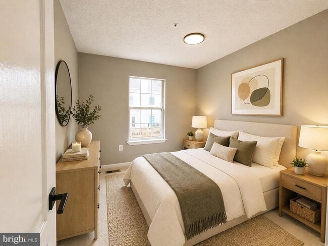 Building Photo - 9016 Lake Largo Dr