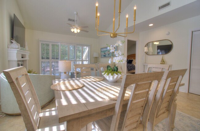 Building Photo - 301 Myrtlewood Ct