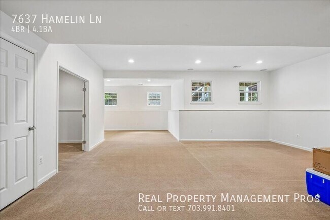 Building Photo - 7637 Hamelin Ln