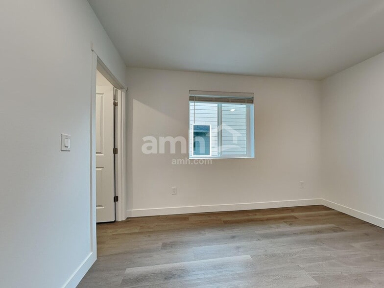 Building Photo - 8030 Sabelle St SW