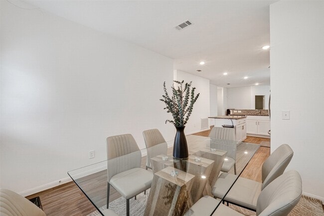 Building Photo - 10626 Cashew Run Ln