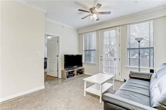 Primary Photo - 2505 San Gabriel St