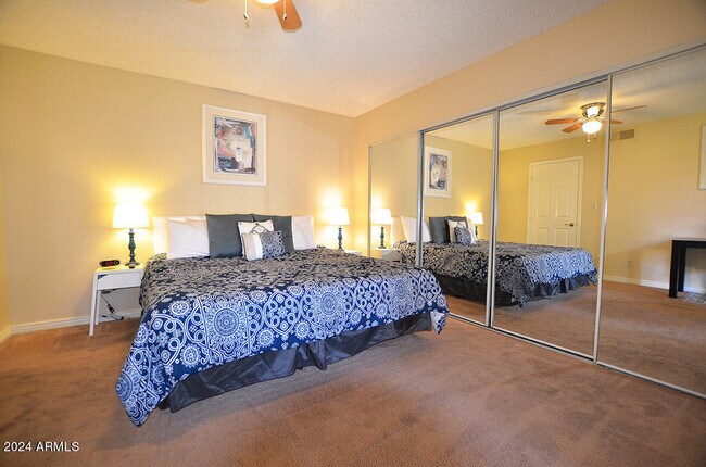 Building Photo - 9550 N 94th Pl