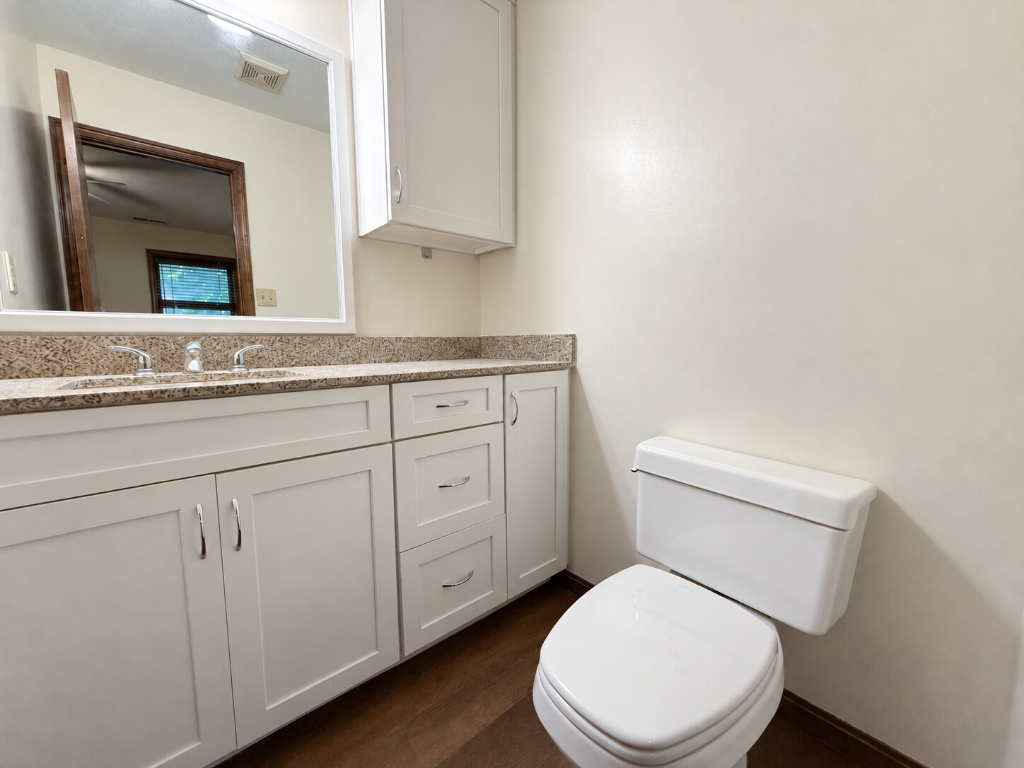 Building Photo - 23241 Rosewood Ct