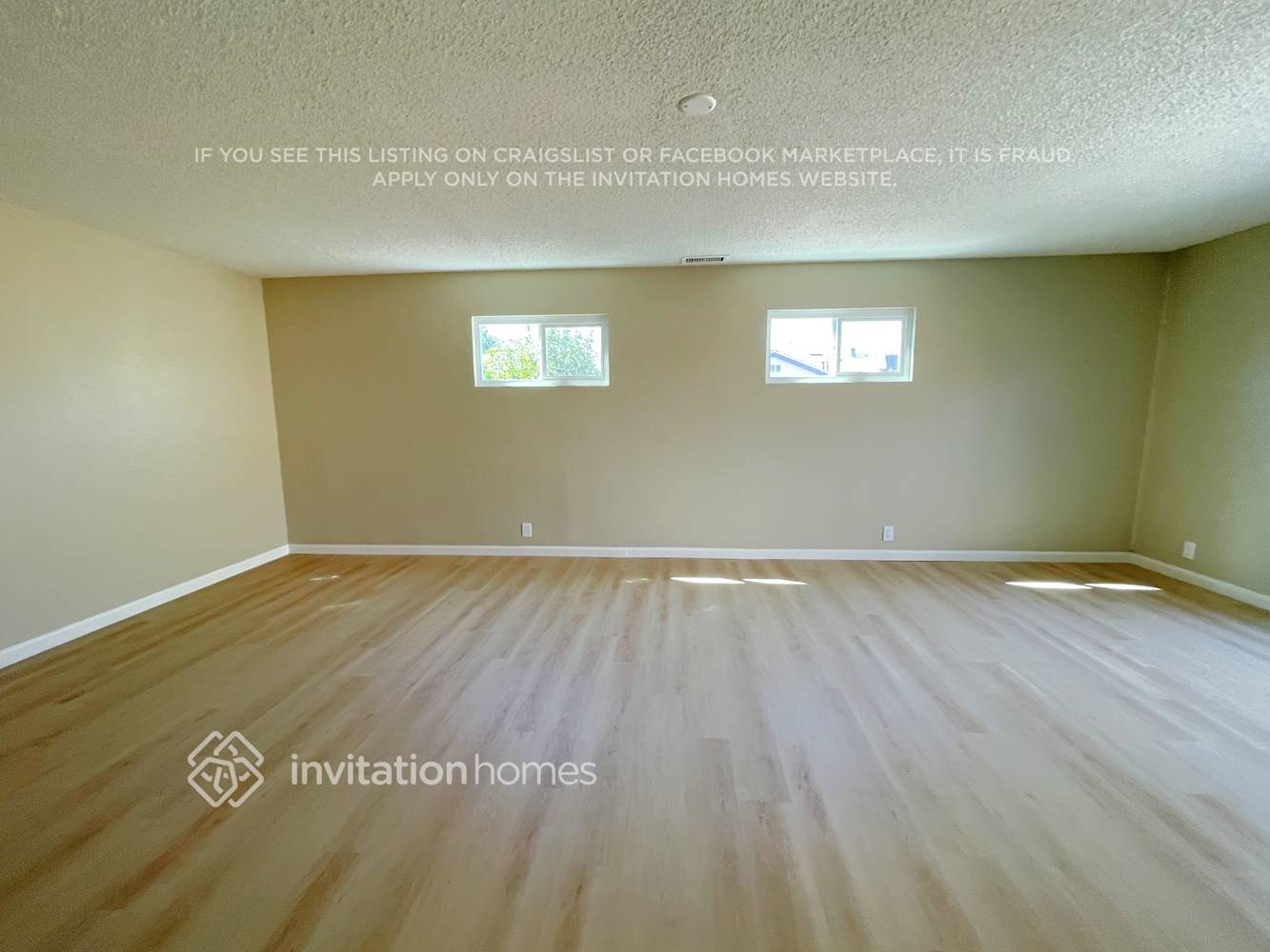 Building Photo - 873 Ashwood Ave