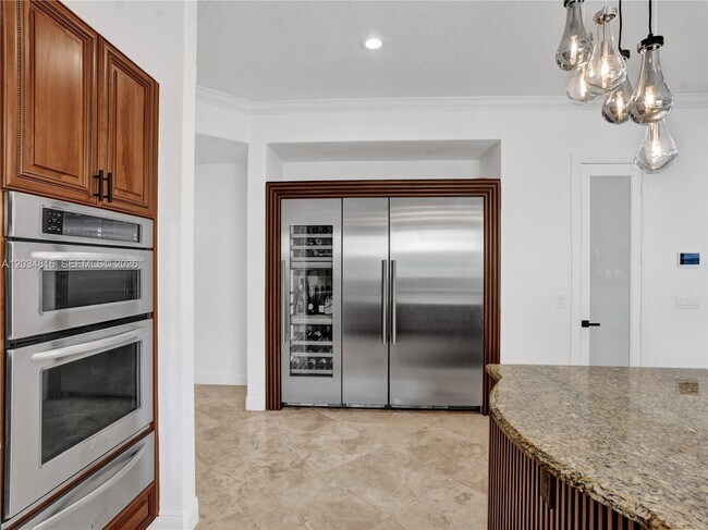 Building Photo - 14321 Jockey Cir