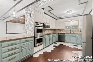 Building Photo - 28160 Windwood Dr E