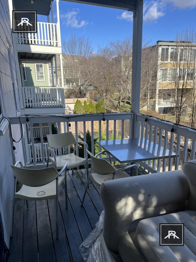 Building Photo - 3 bedroom in Cambridge MA 02139