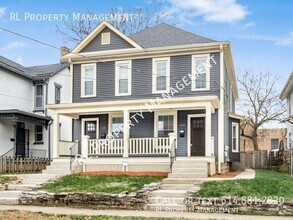 Building Photo - Updated 3 bedroom 1.0 bath duplex near Wei...