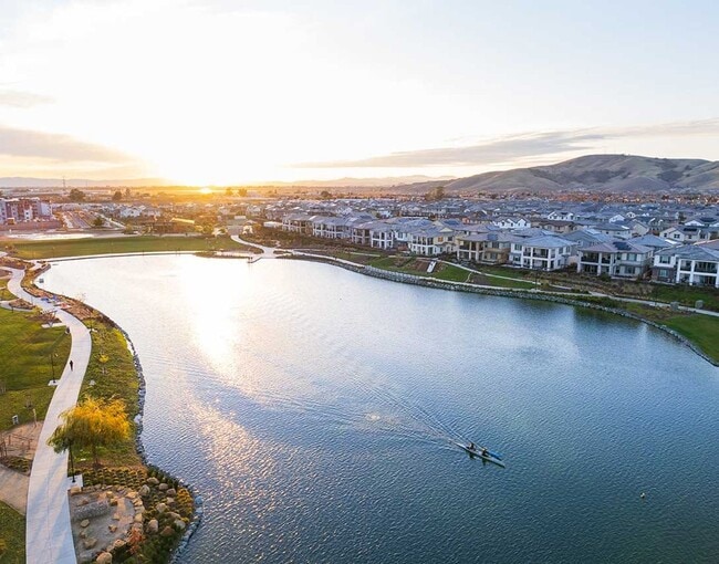 Building Photo - COMING SOON! ONE LAKE COMMUNITY