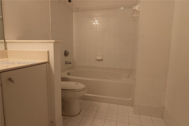 Building Photo - 6020 W Sample Rd