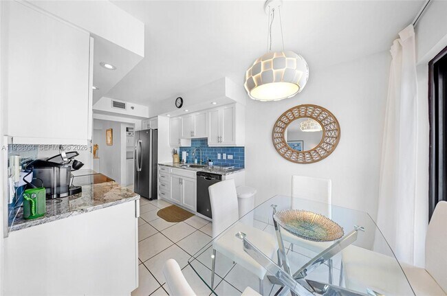 Building Photo - 1201 S Ocean Dr