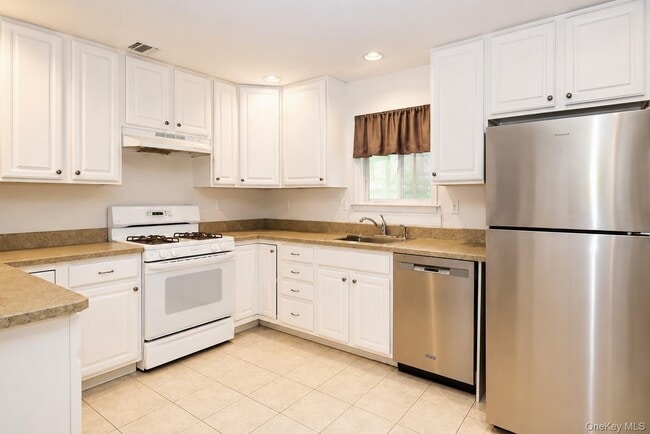 Building Photo - 263 Tamerisk Ln