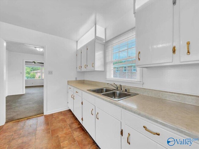 Building Photo - 422 Karter St NW