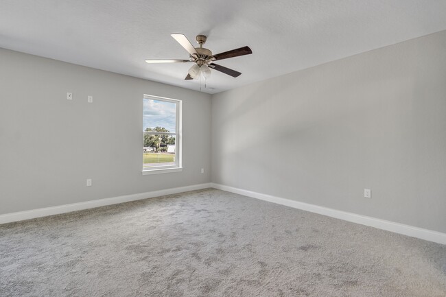 Master Bedroom - 510 N 1st Ave