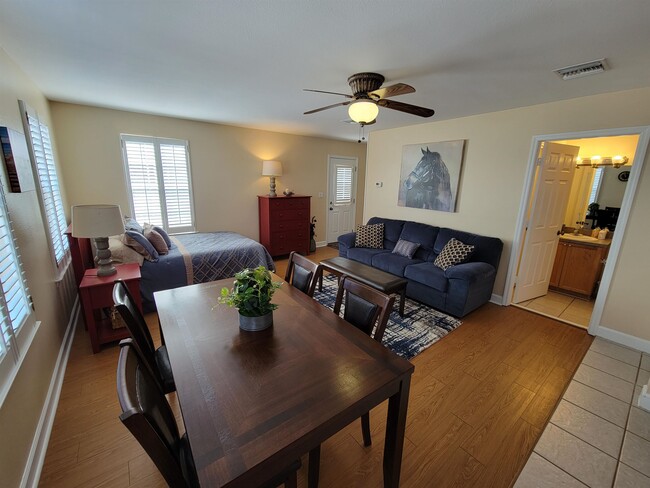 Building Photo - 3223 Whitman Way