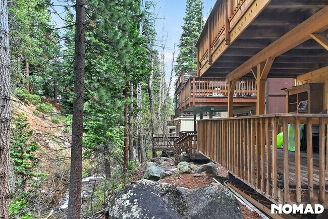 Building Photo - Charming 3BR Duplex in Incline Village