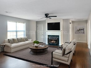 Building Photo - 404 Jackson Ave