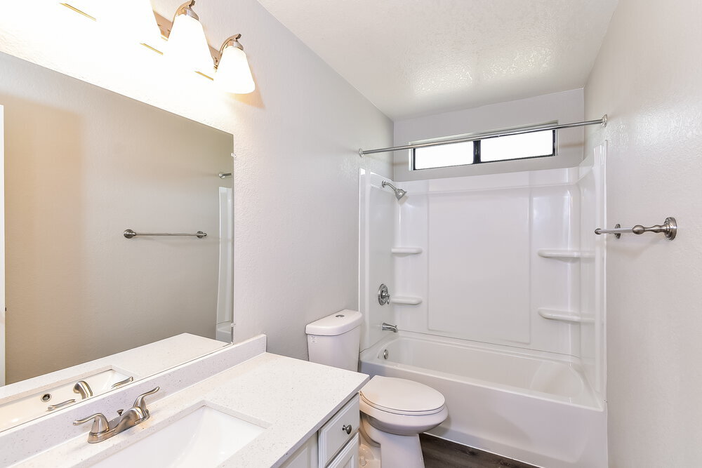 Building Photo - 3601 Uranus Dr