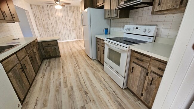 Building Photo - 5327 NW 11th St