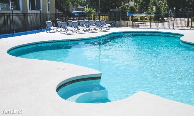 Building Photo - 1 br, 1 bath Apartment - 1846 Fairfield Ave