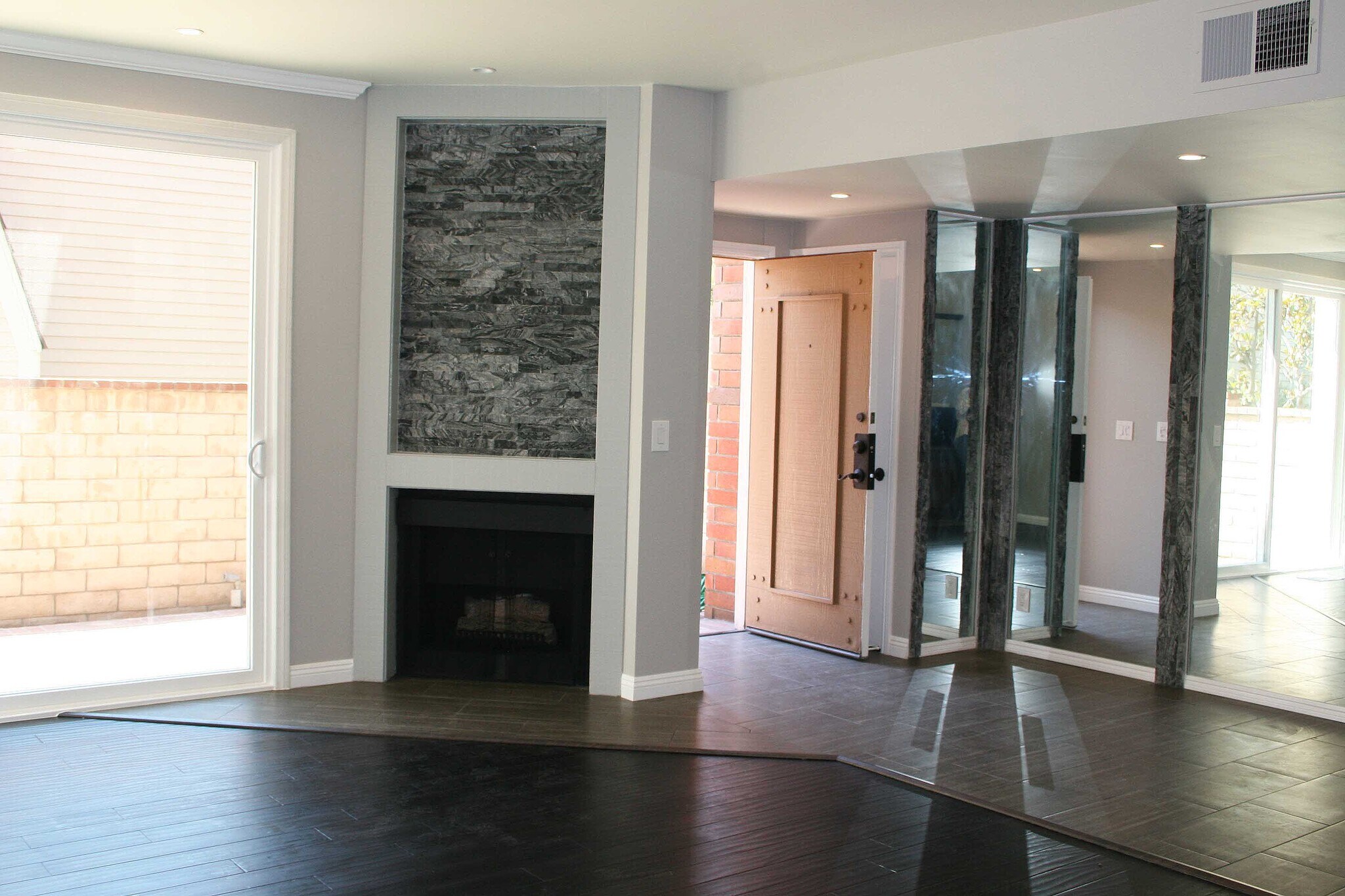 Building Photo - 13065 Mindanao Way