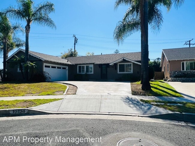 Primary Photo - 3 br, 2 bath House - 15128 Tacuba Dr.