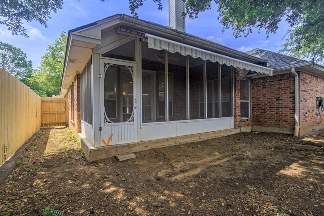 Building Photo - 5923 Flintshire Ct