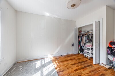 Building Photo - 640 W Cornelia Ave